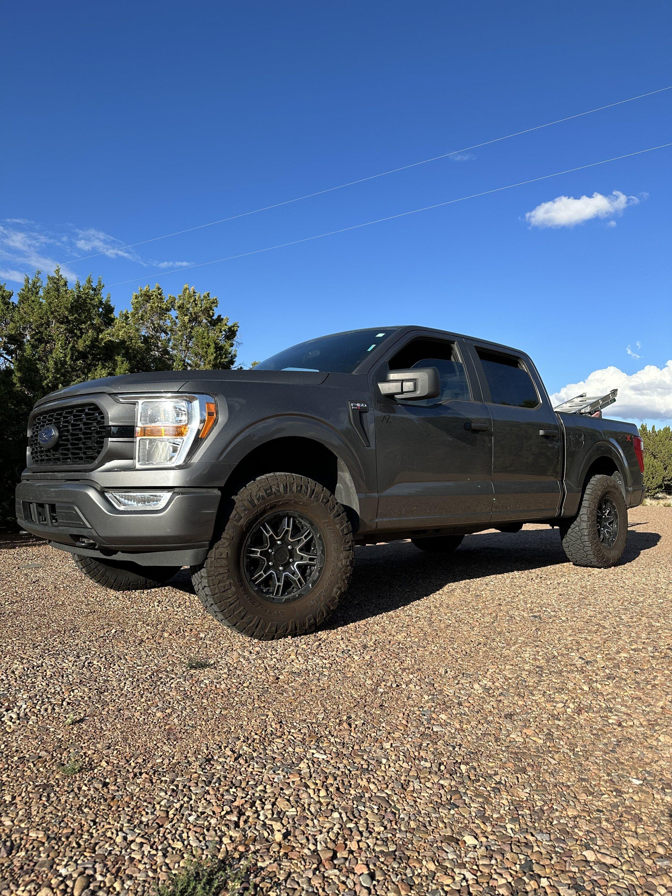 315/70r17 Nitto Ridge Grappler Tires + 2.5