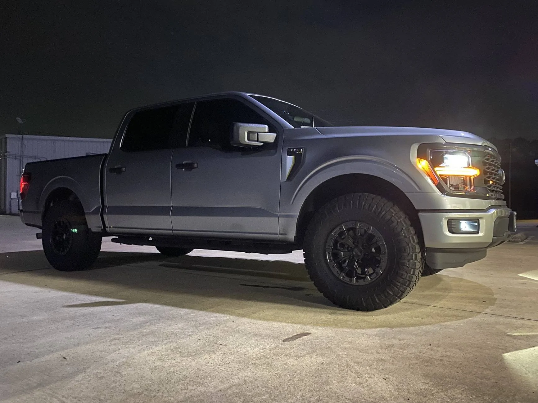 Stx Raptor 2024 STX Leveled ReadyLift 2.0 ON 35
