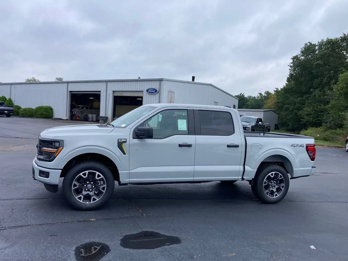 Stx Raptor 2024 STX build + trim level upgrades | F150gen14 -- 2021+ Ford F-150 ...