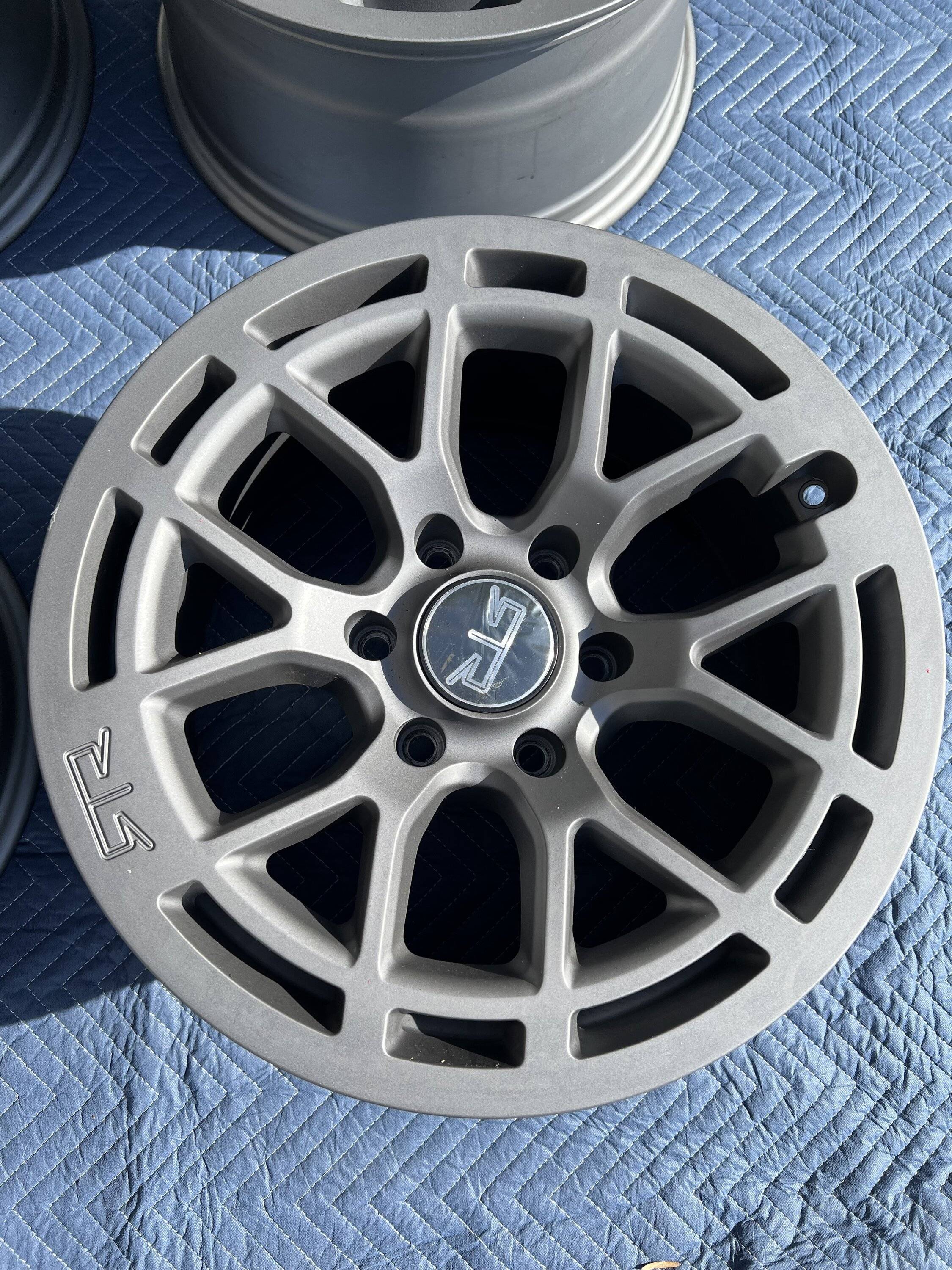 F150 Rtr Rims California - RTR Tech 6 17x9 Wheels Satin Charcoal - New with scratches ...