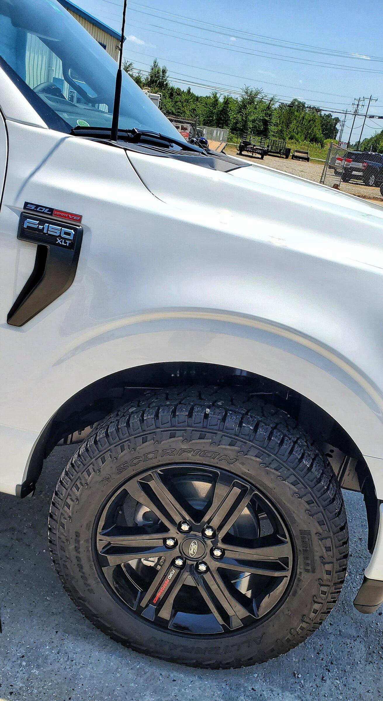 Ford Performance 20x8.5\, image size:1311x2400