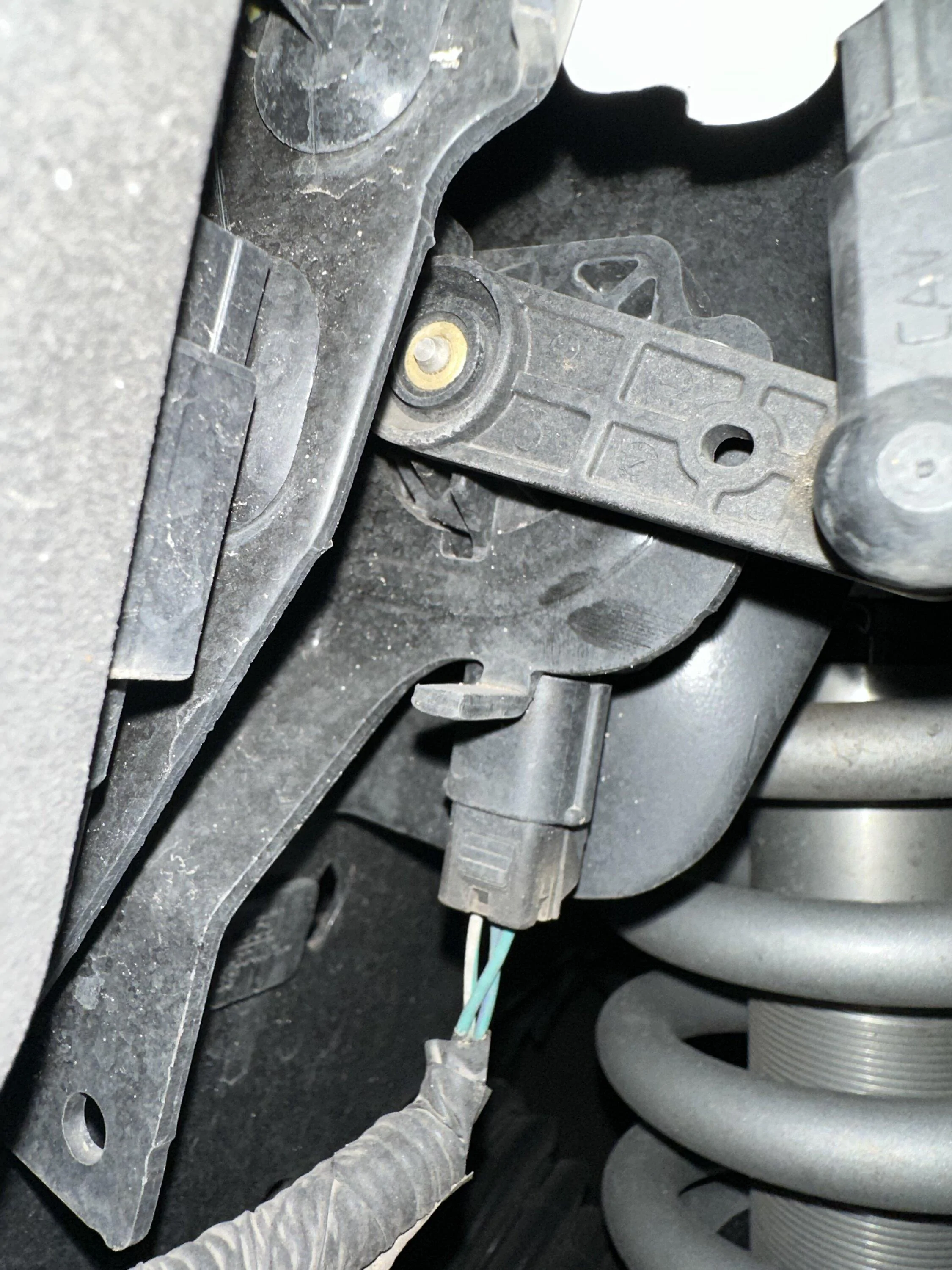 Fox Leveling Kit - Ride Height Sensor Relocation? | F150gen14 -- 2021 ...