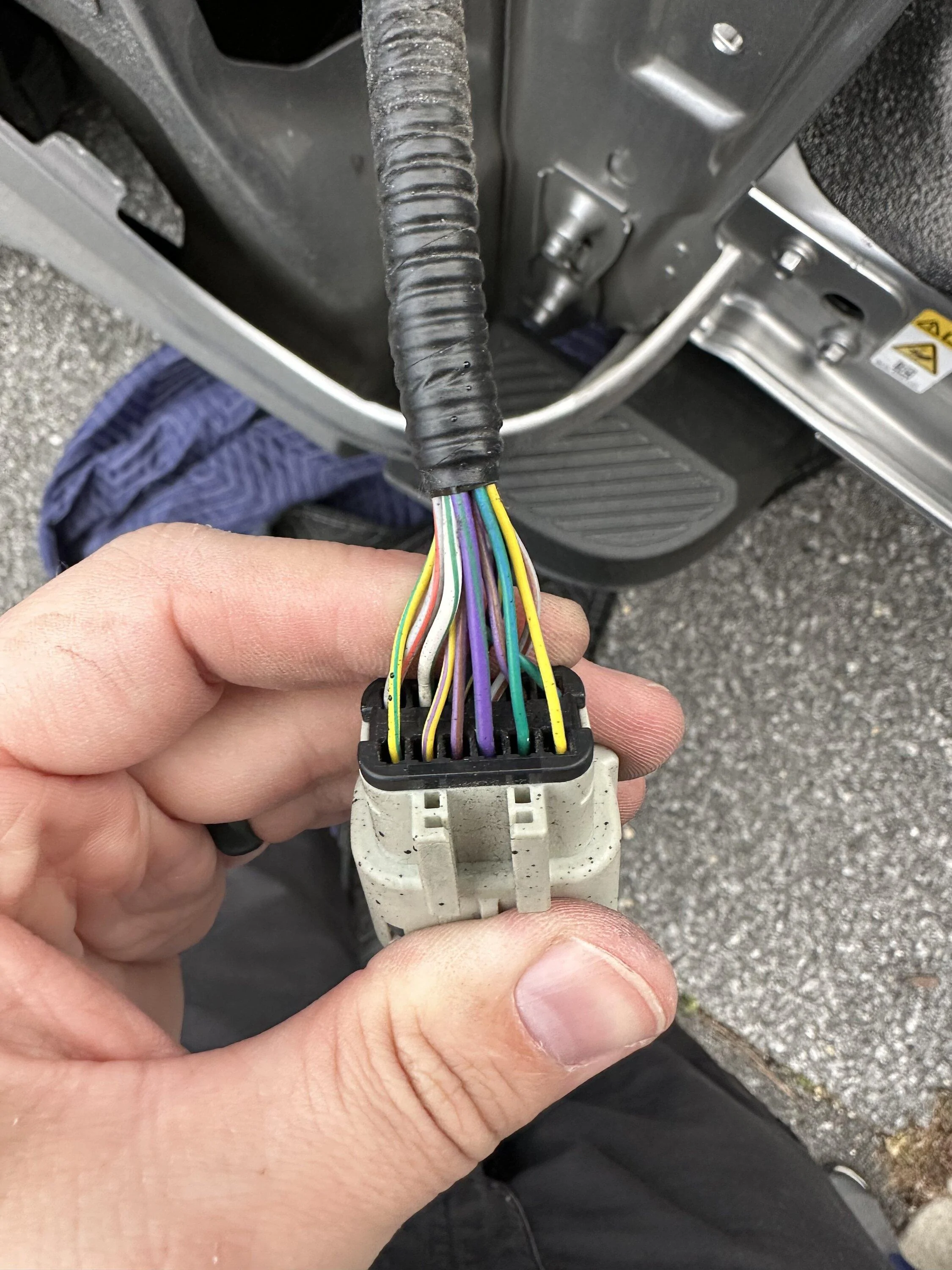 Need help with reverse light wiring | F150gen14 -- 2021+ Ford F-150 ...