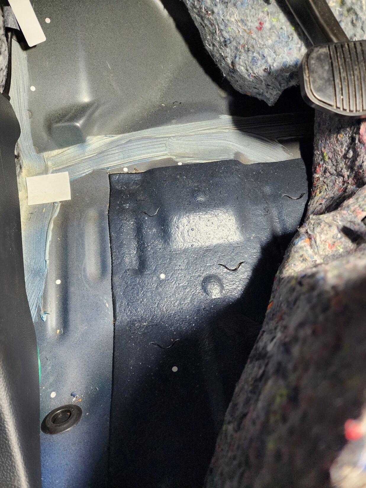 Leak causing wet drivers floor and damp seat | F150gen14 -- 2021+ Ford ...
